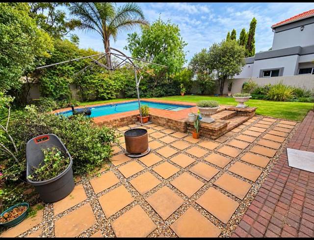 6 BEDROOM PROPERTY TO RENT IN MORELETAPARK